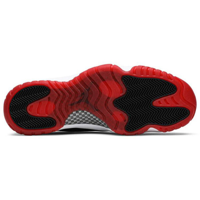 Air Jordan 11 Retro Low Concord Bred AV2187 160 4