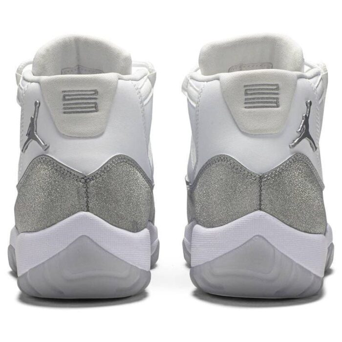 Air Jordan 11 Retro Vast Grey AR0715 100 3