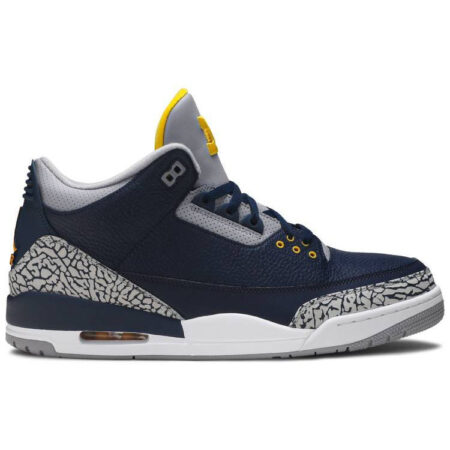 Air Jordan 3 Retro 'Michigan' PE AJ3-820064