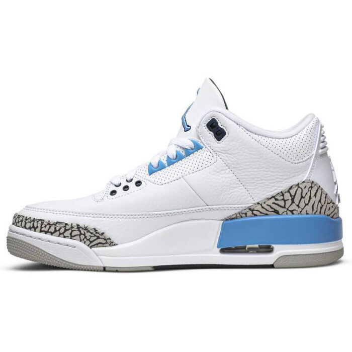 Air Jordan 3 Retro UNC CT8532 104 1