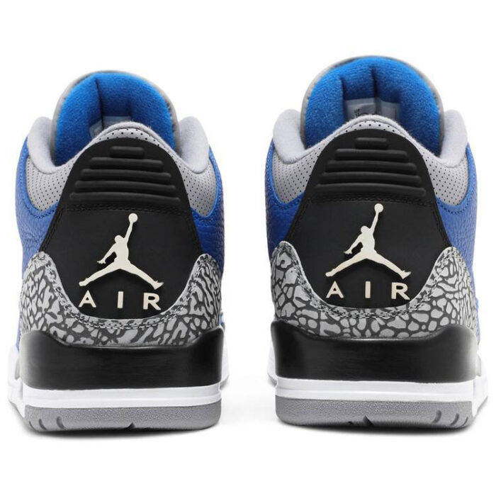 Air Jordan 3 Retro Varsity Royal CT8532 400 3