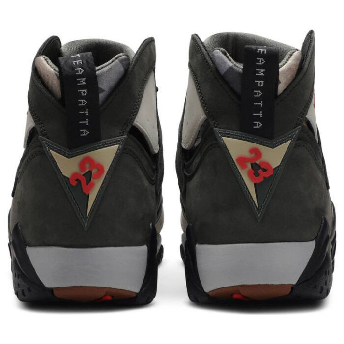 Patta x Air Jordan 7 Retro SP Icicle AT3375 100 3